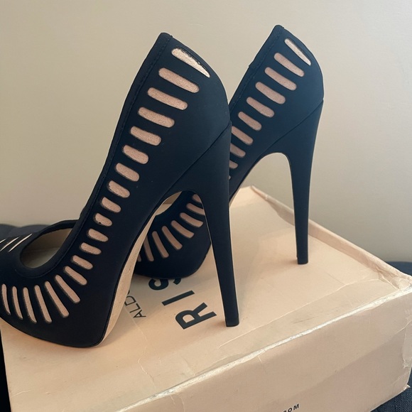 Special edition heels from ALDO’a RISE collection - Picture 3 of 4